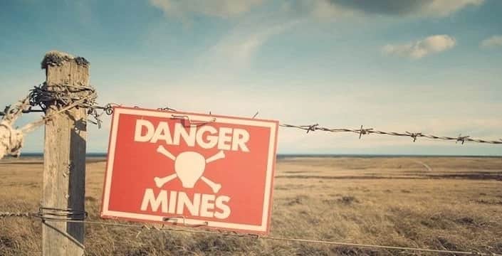 Communication Game: Minefield!