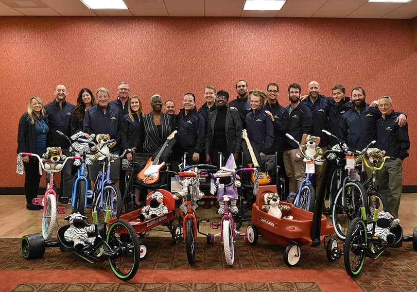Thanksgiving and Giving Back