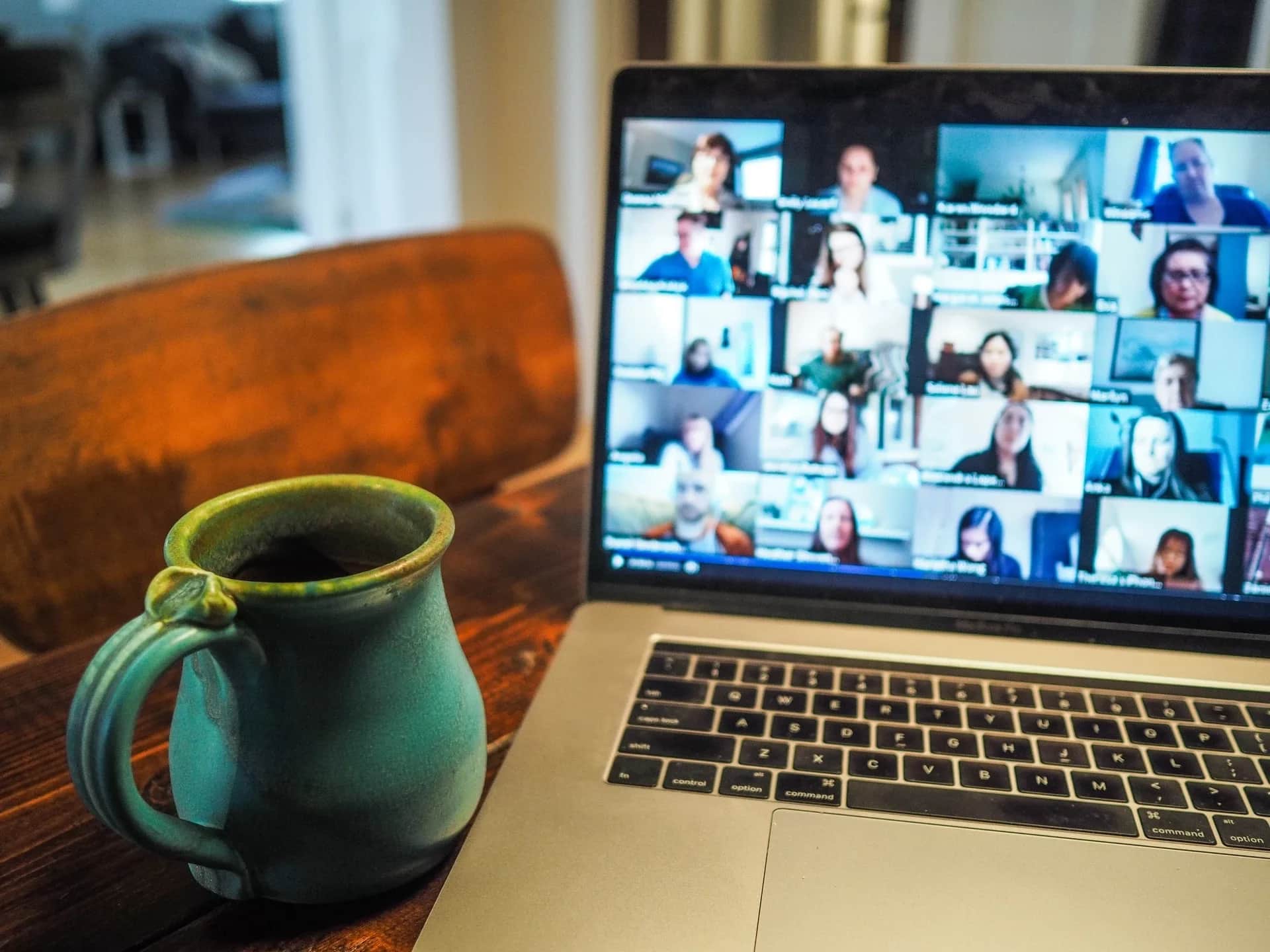 8 Human Resource Strategies To Make Employees Feel Included When Working Remote