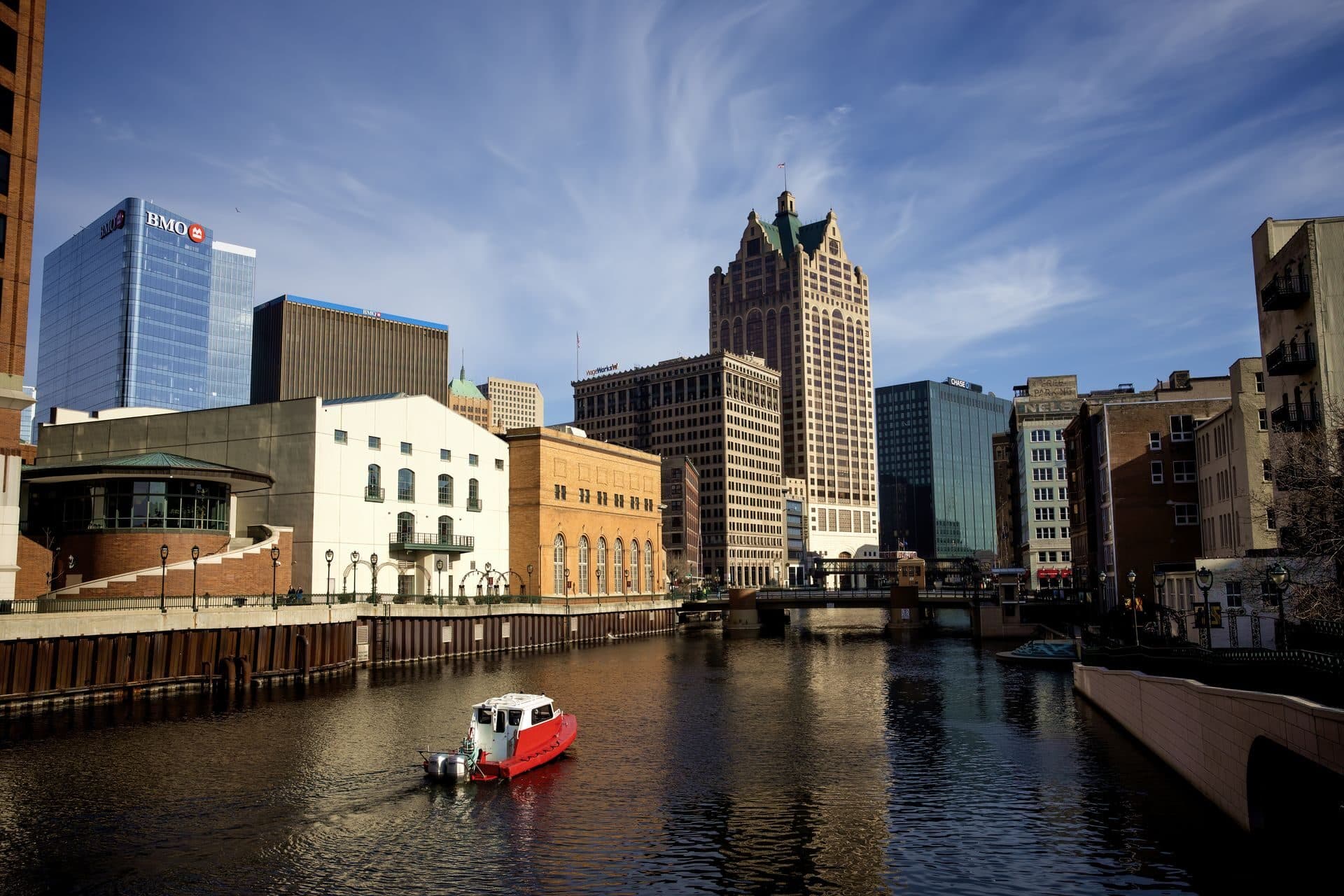 Corporate team building events in Milwaukee, WI