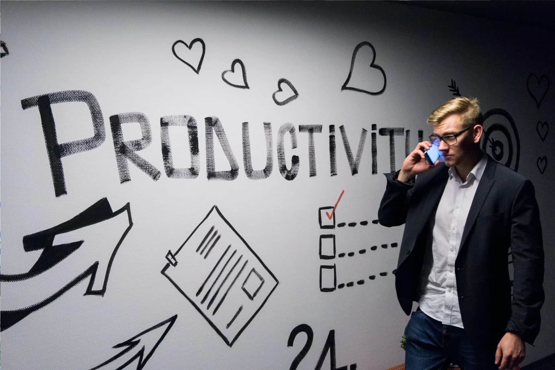 Four Ways Team Building Makes New Employees More Productive, Faster